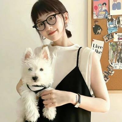 总之就是非常可爱～制服～